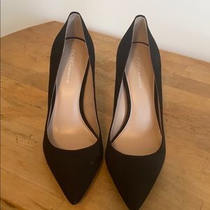BCBG Generation black heels
